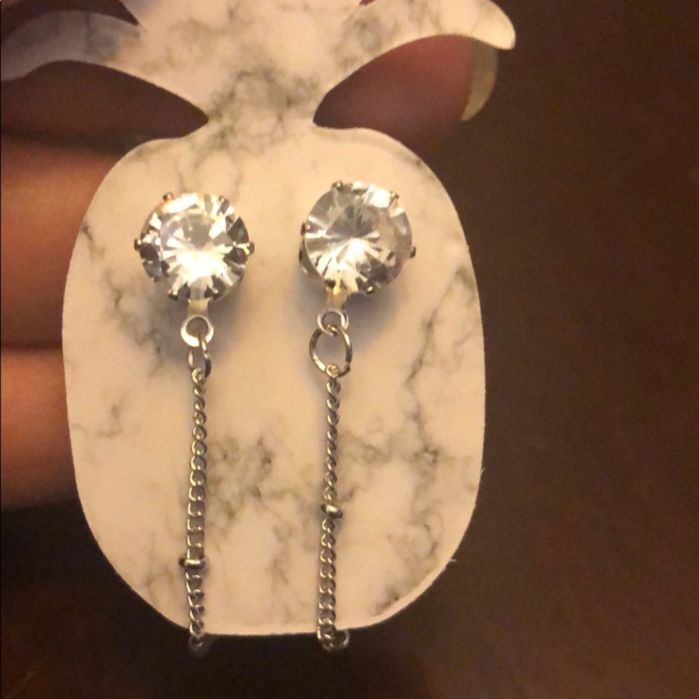 Gorgeous cz earrings with chain